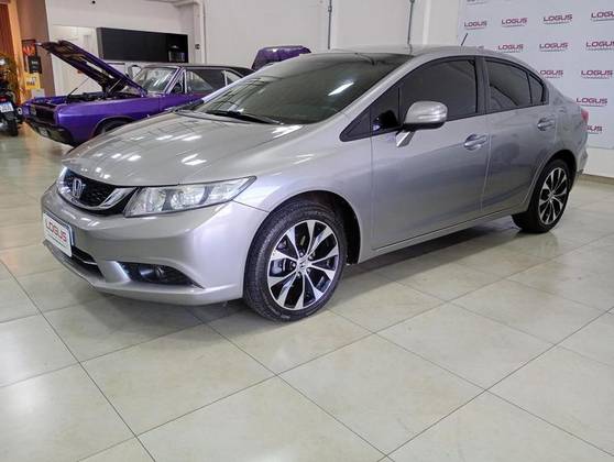 HONDA CIVIC 1.8 LXS 16V FLEX 4P AUTOMÁTICO HONDA CIVIC 1.8 LXS 16V FLEX 4P AUTOMÁTICO